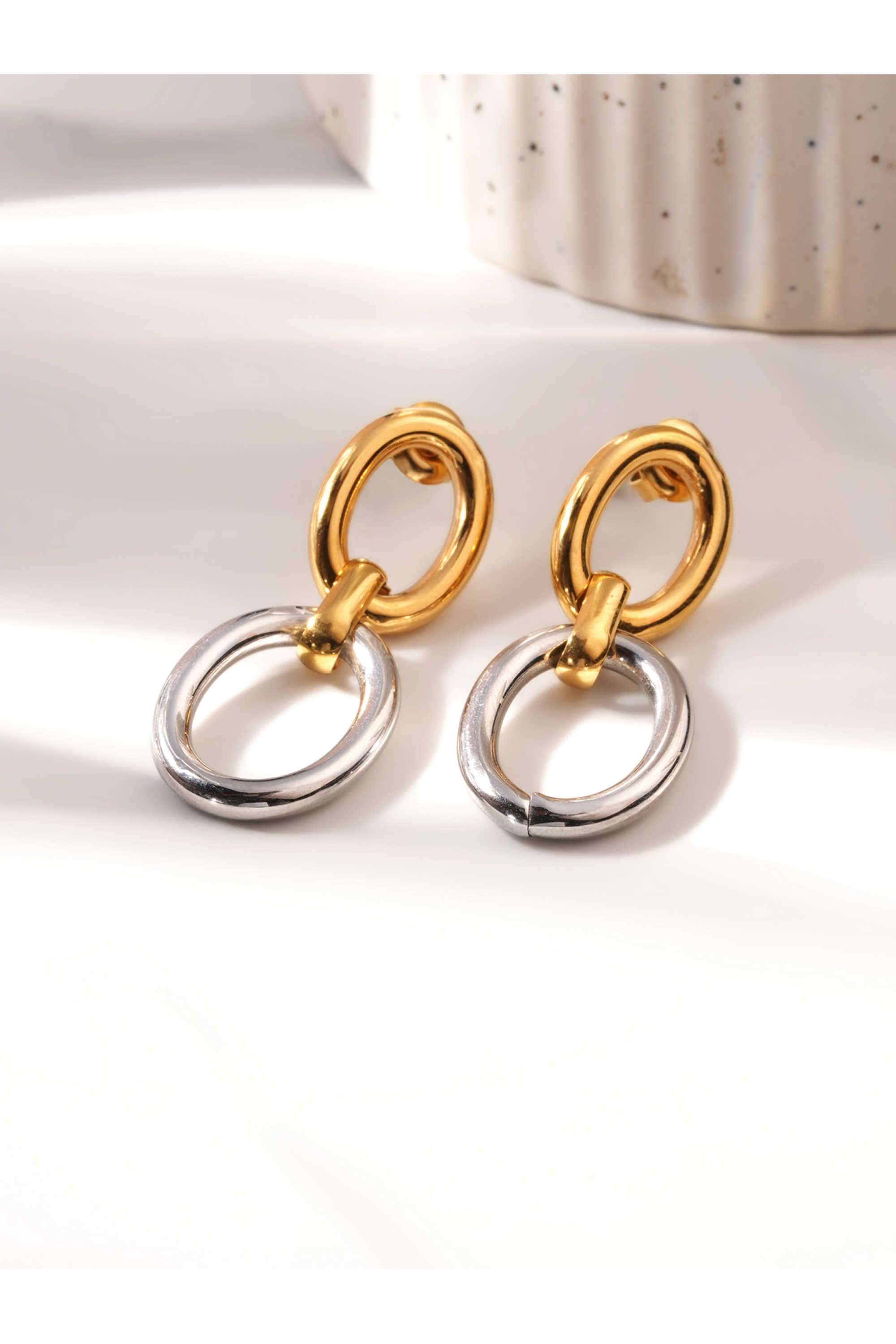 Interlock-Oval-Drop-Earrings-For-Women---Waterproof-&-Anti-Tarnish