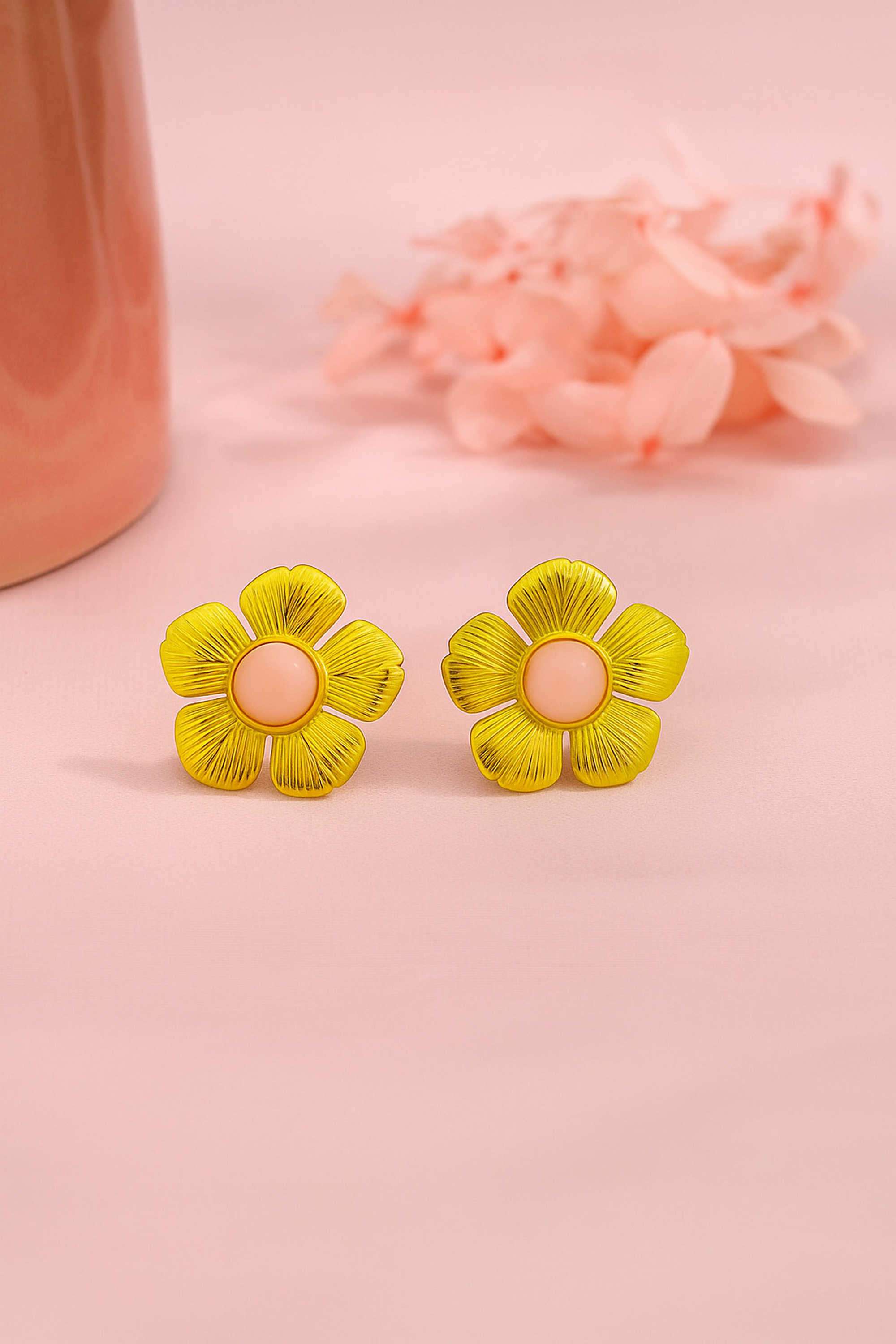 Stainless-Steel-Casual-Wear-Women-Trendy-Floral-Stud-Earrings