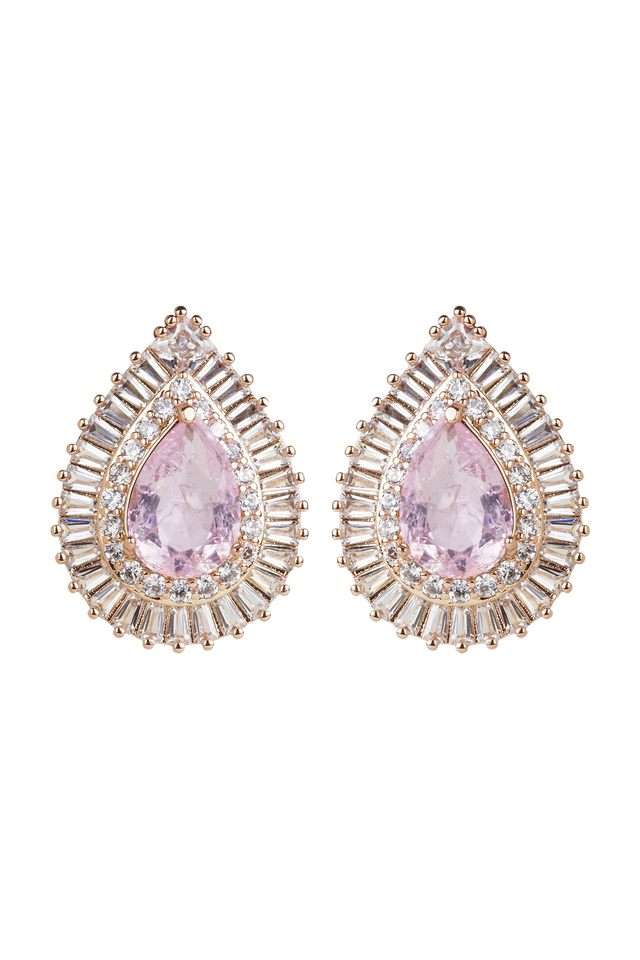 Diamond-Stud-Earrings-for-Everyday-Wear