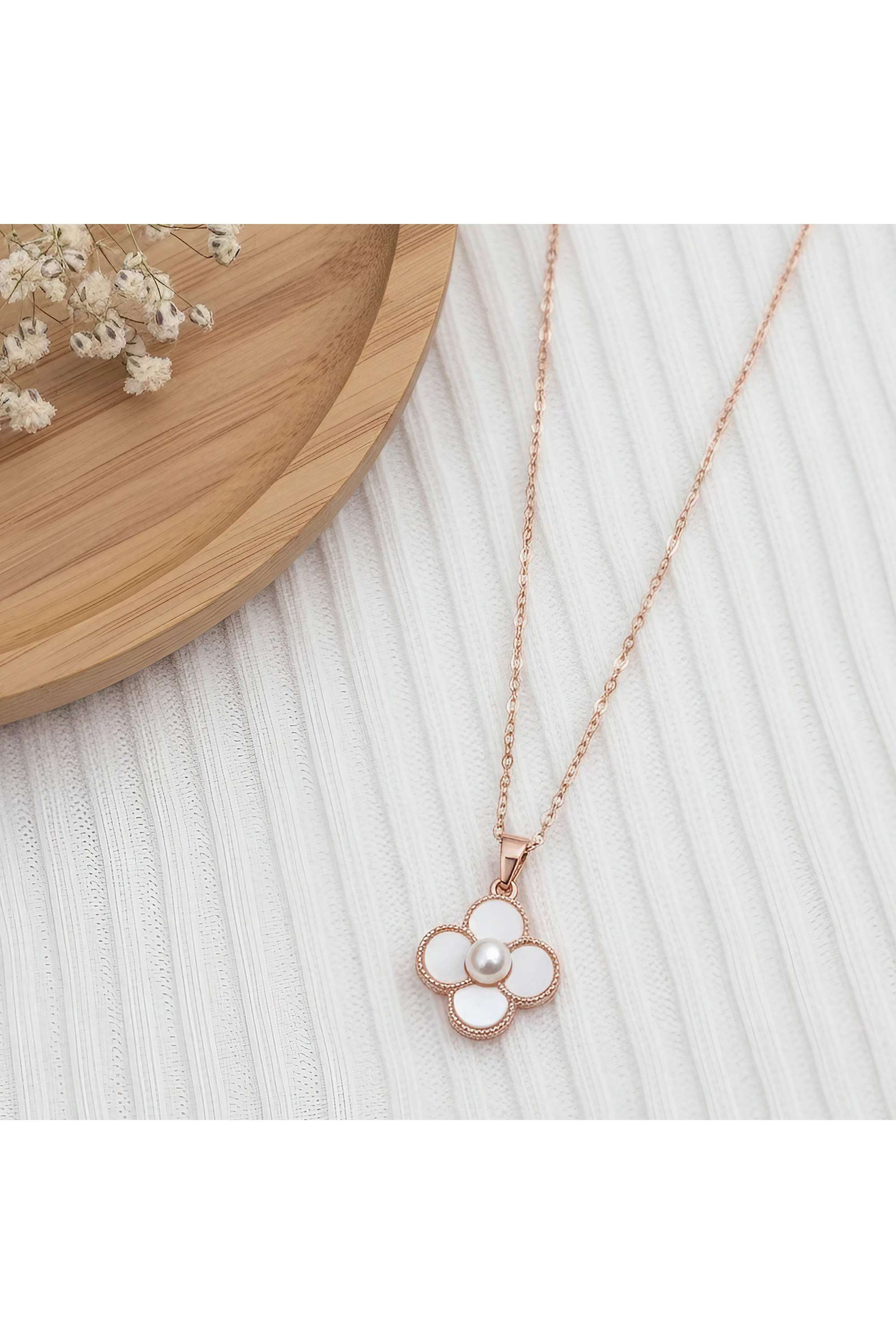 Metal-Fusion-Wear-Women-Necklaces