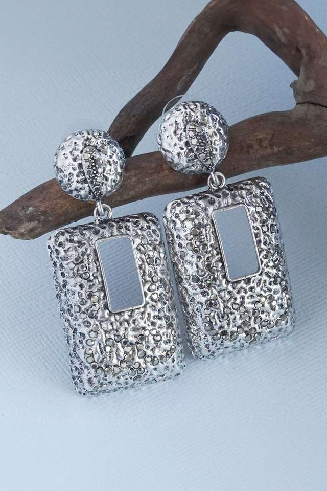 Brass-Metal-Silver-Plated-Drop-Earrings