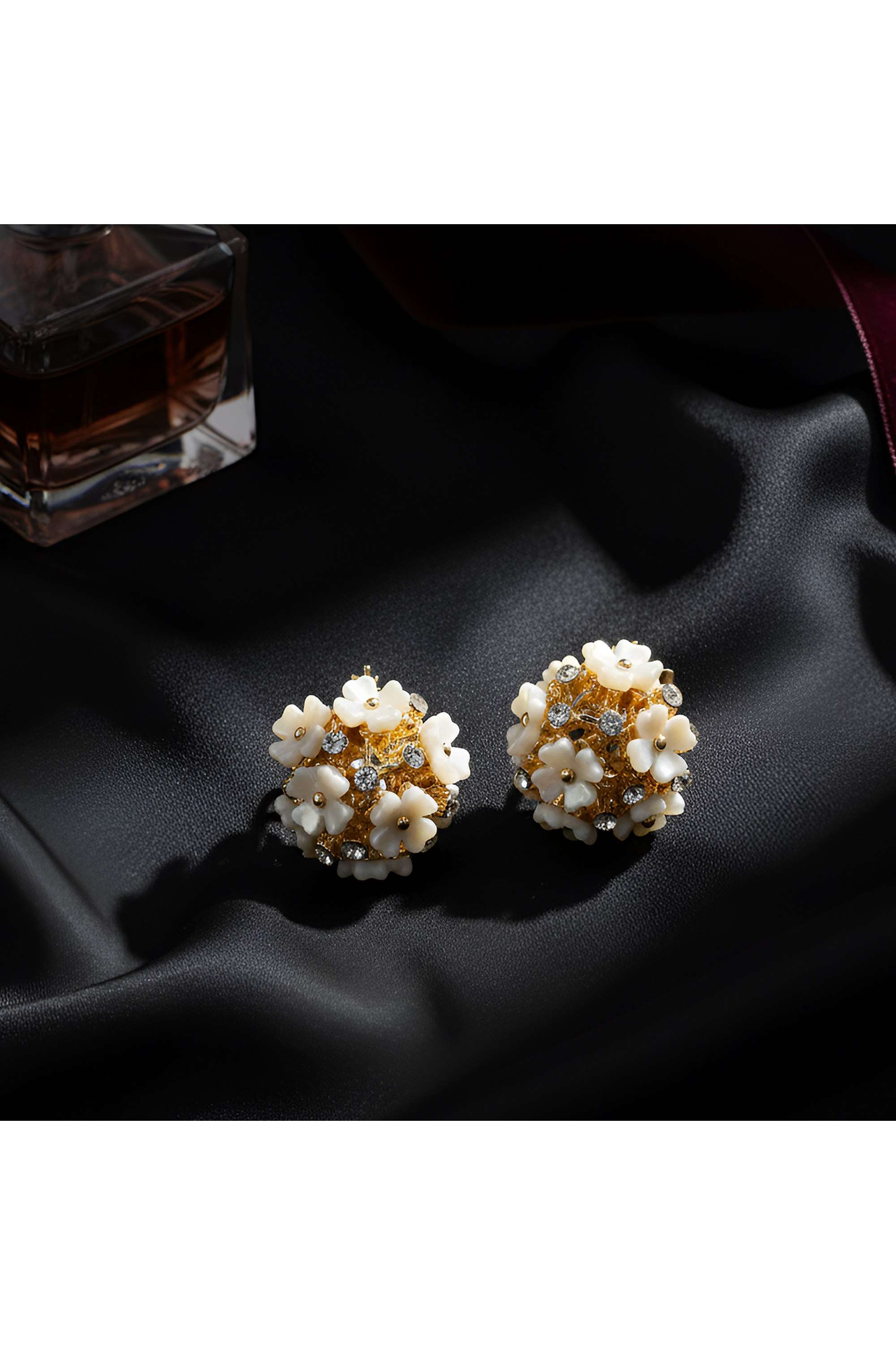 Metal-Casual-Wear-Women-Earrings