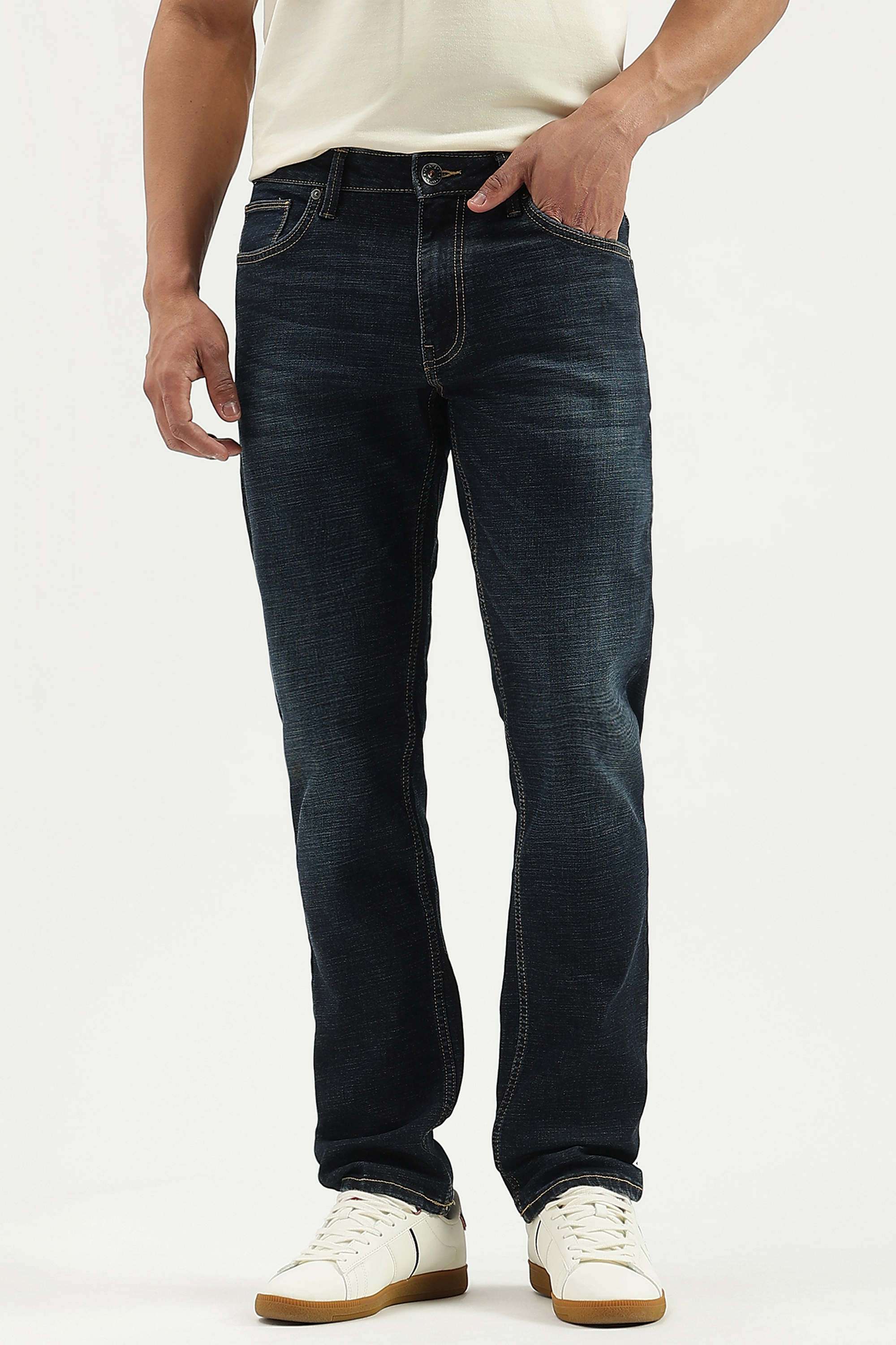 Mid-Rise-Cotton-Straight-Fit-Men-s-Jeans