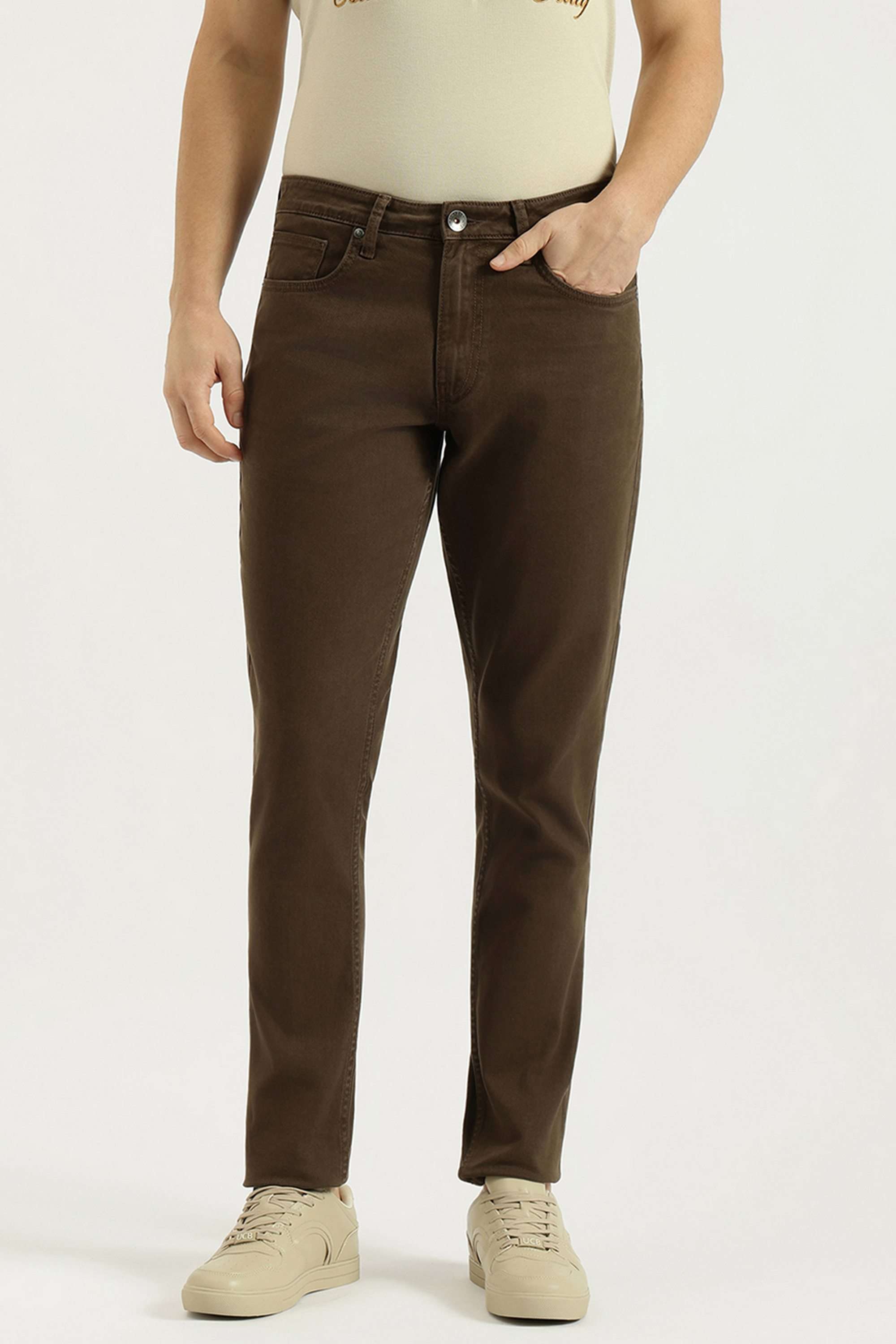 Solid-Cotton-Blend-Tapered-Fit-Men-s-Jeans