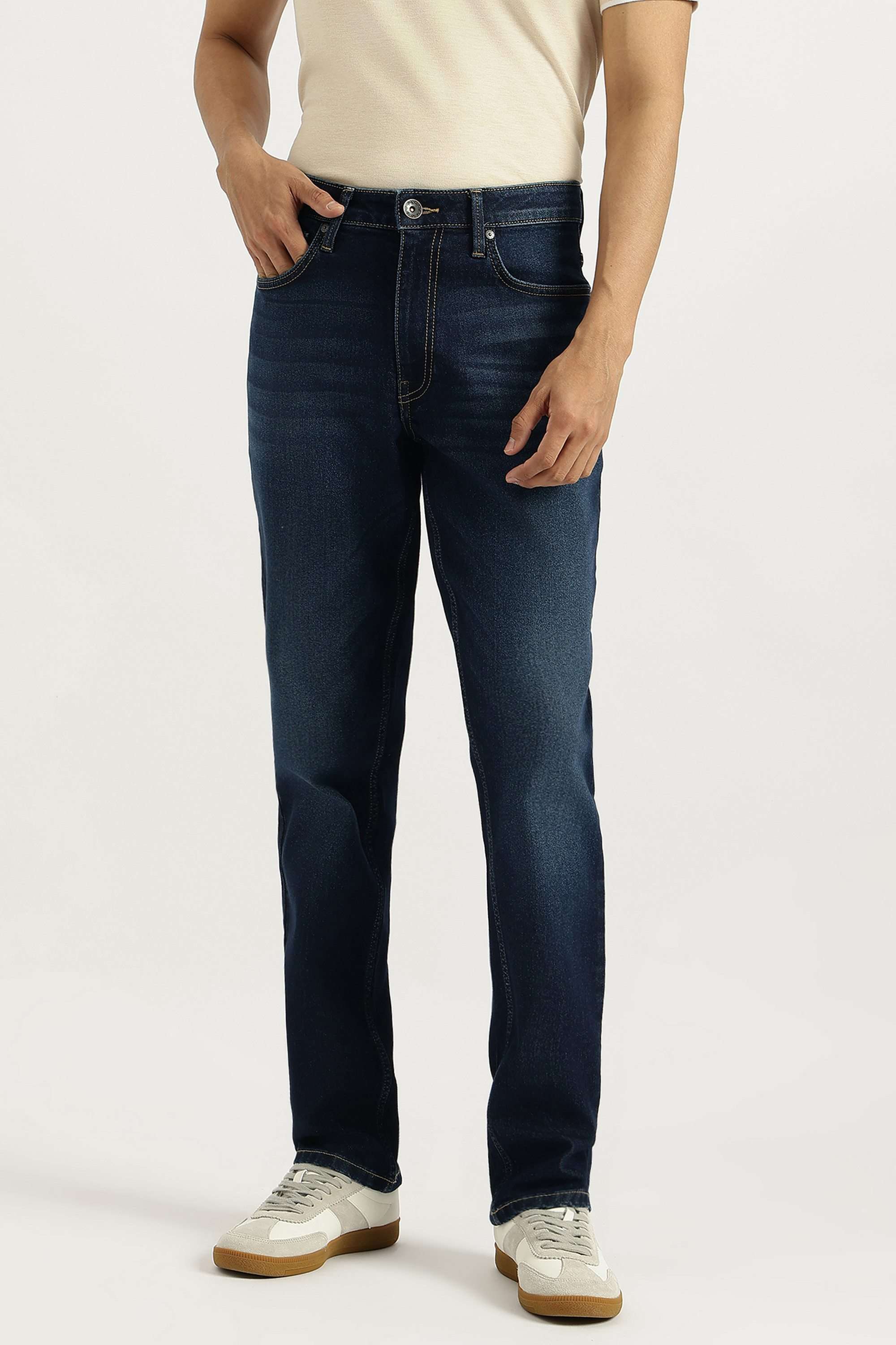 Solid-Cotton-Blend-Straight-Fit-Men-s-Jeans