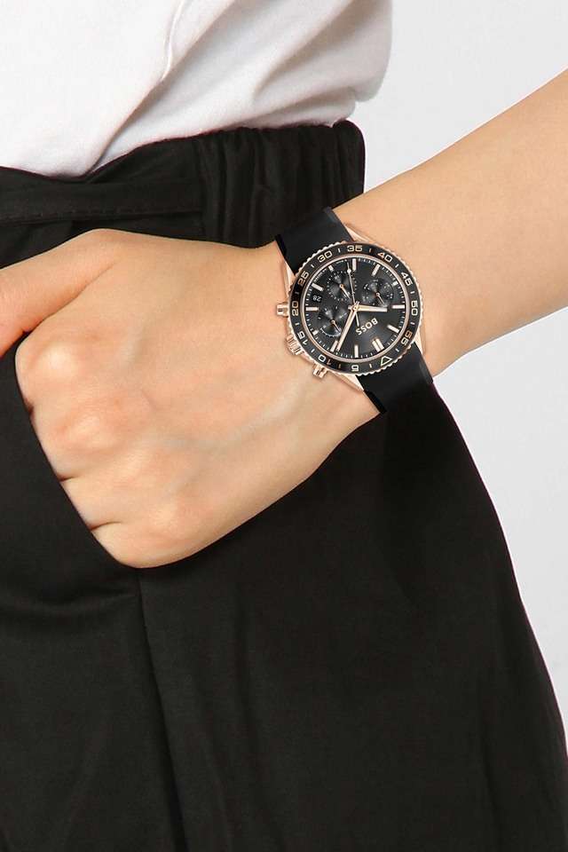 Buy BOSS Black Runner 38 mm Black Dial Silicone Analogue Watch For