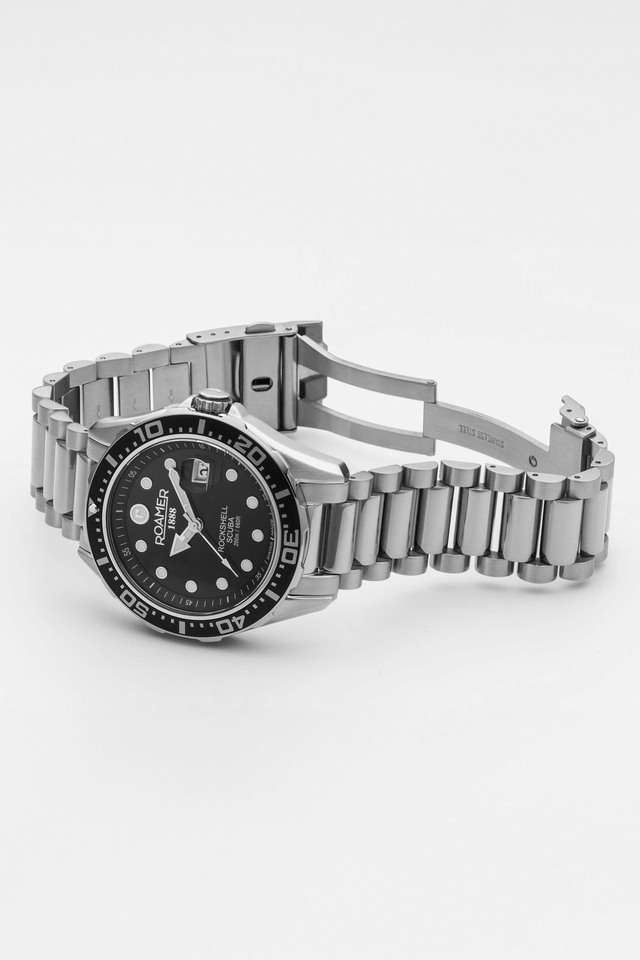 44-mm-mm-Black-Dial-Stainless-Steel-Analogue-Watch-For-Men---220858-41-85-50