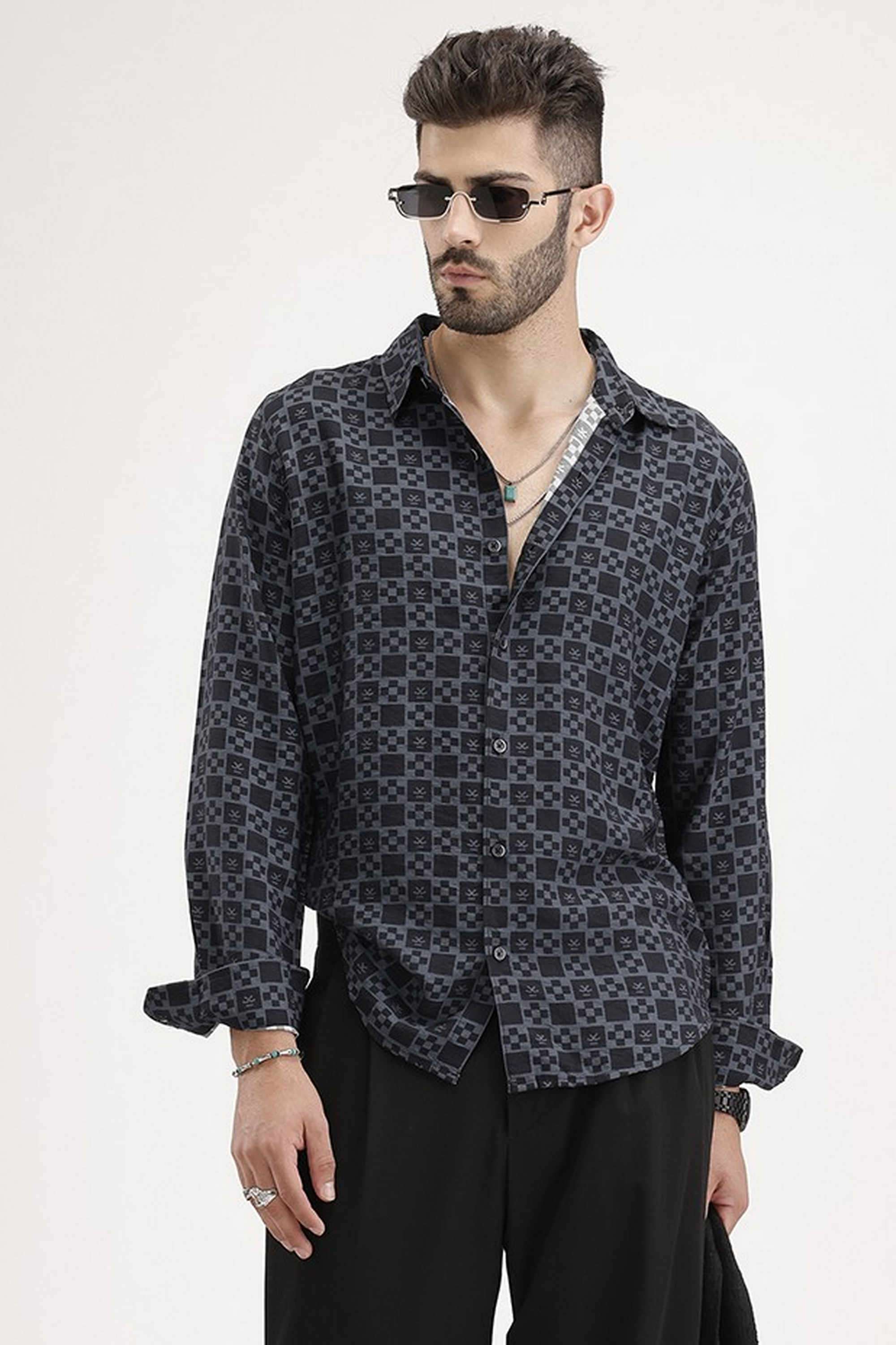 Geometric-Print-Cotton-Regular-Fit-Men-s-Casual-Wear-Shirt