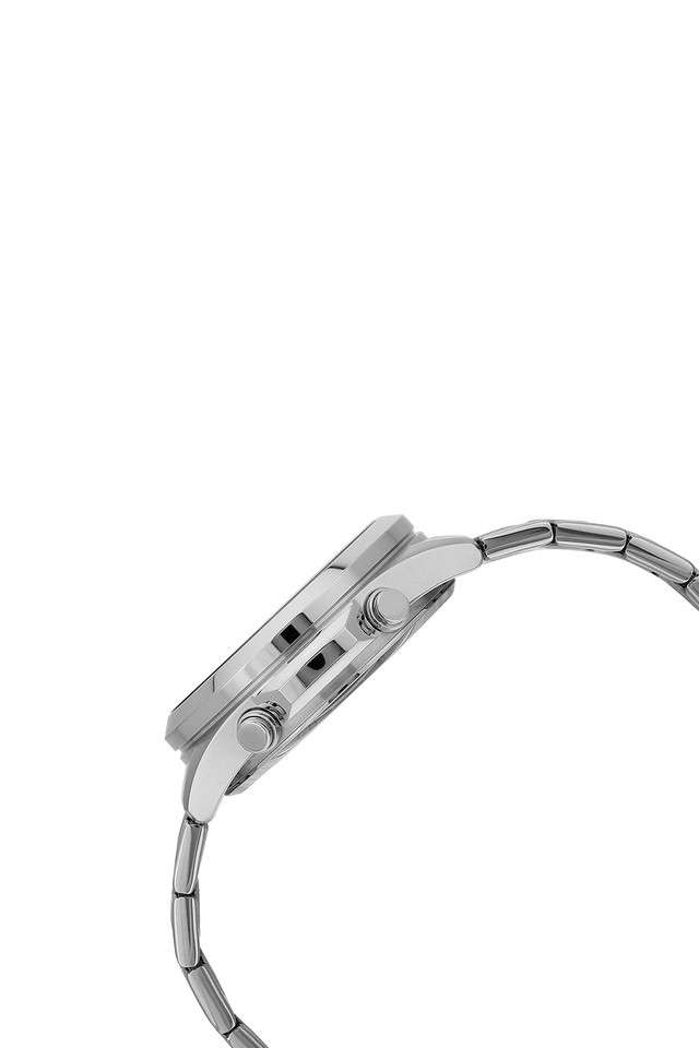 Buy Casio NoColour Edifice 49.5x45.5x13.7 mm Black Dial Stainless