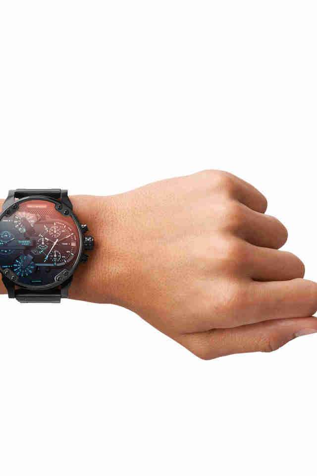 The-Daddies-Series-57-mm-Black-Dial-Stainless-Steel-Chronograph-Watch-For-Men---DZ7395