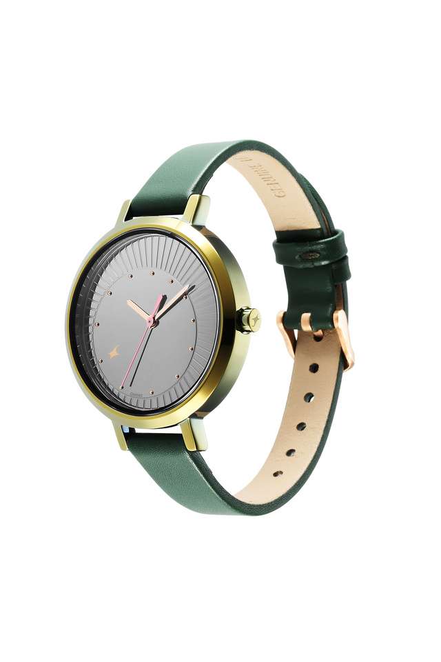Women-s-35.80-x-42.80-x-7.35-mm-Style-Up-2.0-Black-Dial-Leather-Analog-Watch---6230QL01