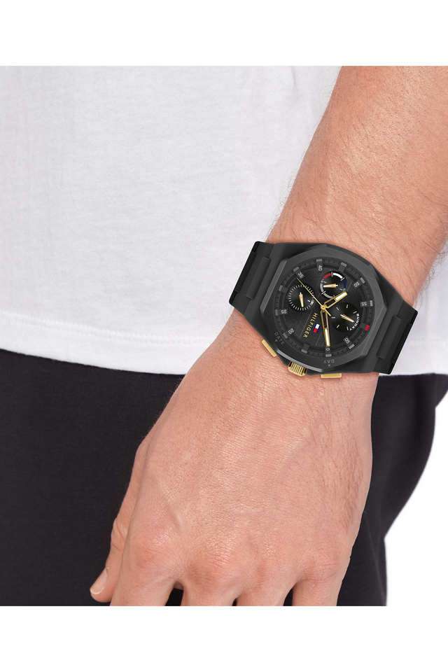 Buy TOMMY HILFIGER NoColour Drop2 44 mm Black Dial Silicone