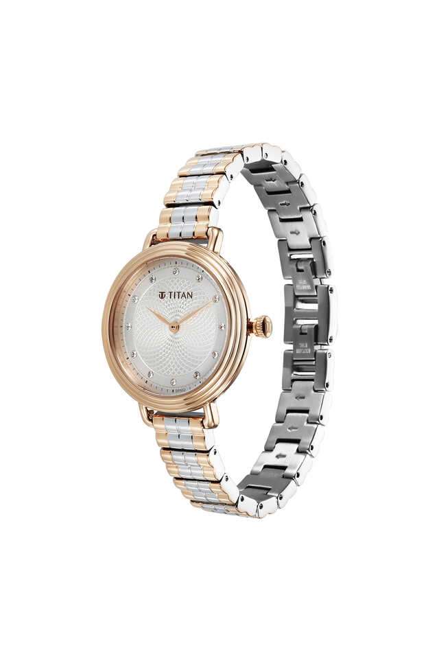 Aura-40-x-7.75-x-34-mm-Silver-White-Dial-Stainless-Steel-Analogue-Watch-For-Women---95244KM01